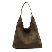 Cargar imagen en el visor de la galería, Bolso tipo tote grande para mujer, estilo retro y desenfadado, de ante y diseño amplio (ideal también como bolso para mamás).
